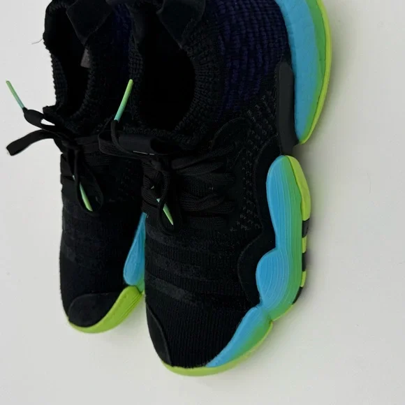 Adidas Trae Young 2 Trae-Tlien‎ Boys Size 6 Core Black H06473 Team Solar Green - Picture 6 of 15